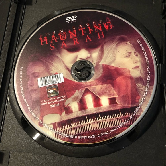 🎉 5/$15 🎉 HAUNTING SARAH DVD - Picture 2 of 3